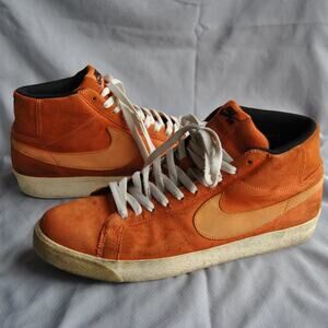 Nike Skate Board Orange High Top Shoes w/ Orange Swoosh Size: 12